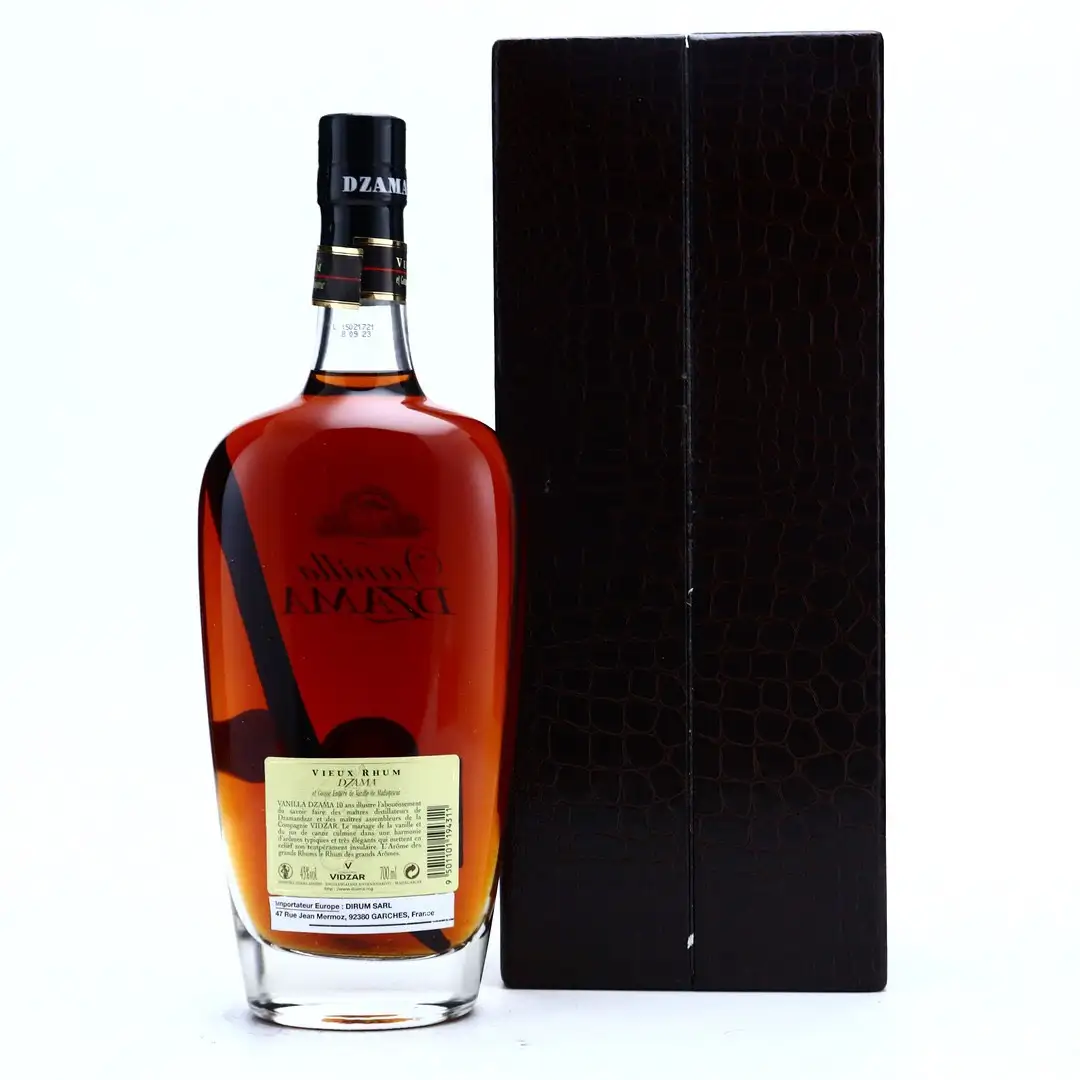 High resolution image of Dzama Vieux Rhum