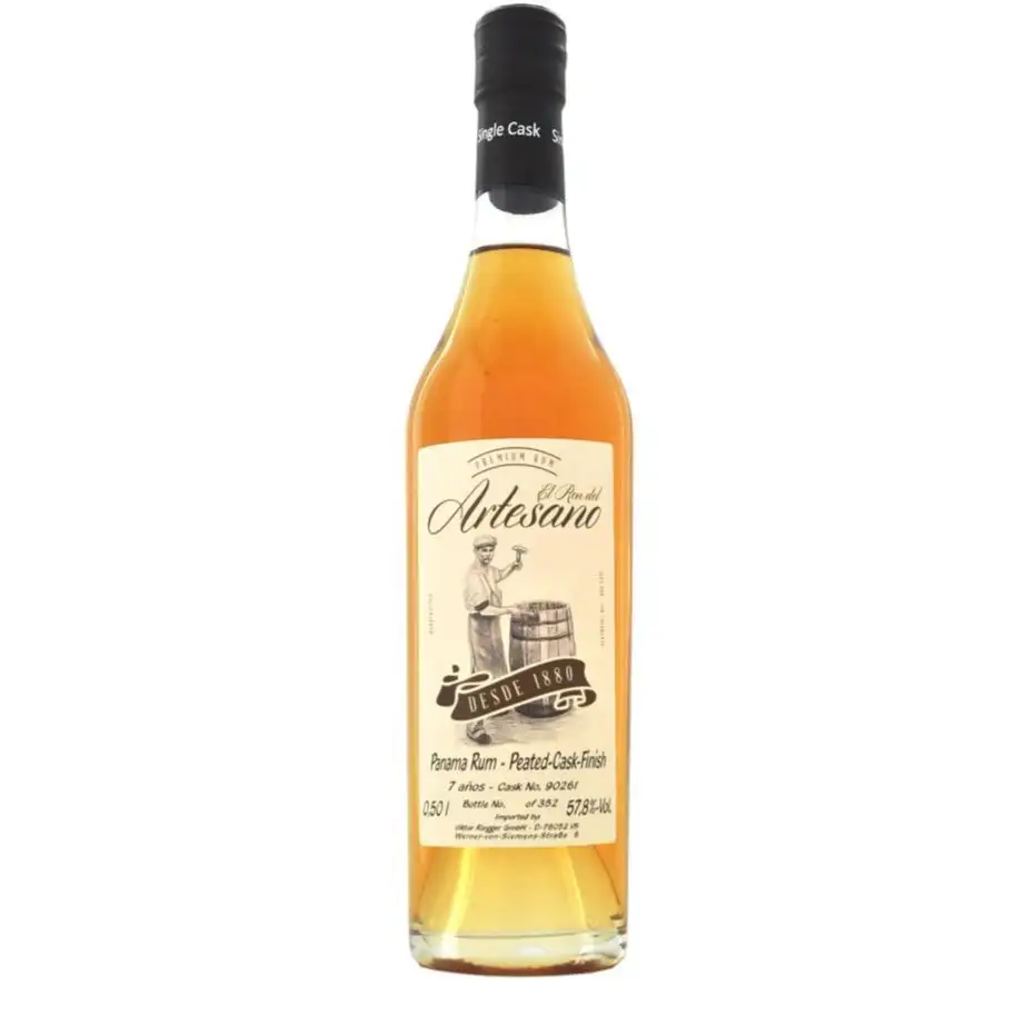 Hochauflösendes Bild von El Ron del Artesano Panama Rum Peated-Cask-Finish