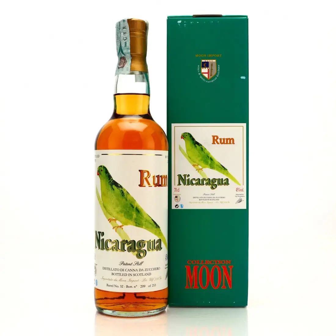 Hochauflösendes Bild von Moon Import Rum Nicaragua 1999