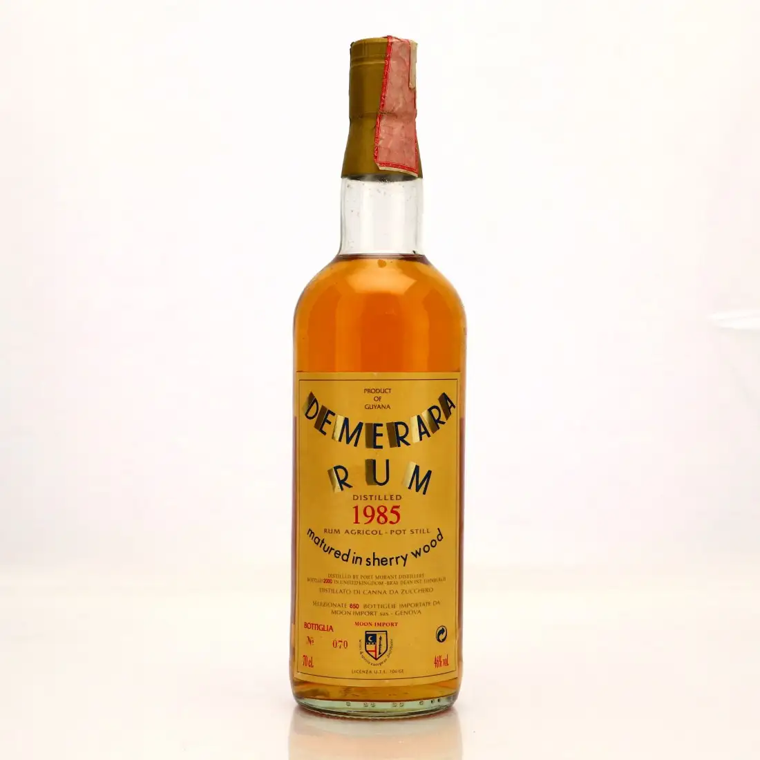 Bottle of Moon Import Versailles Demerara Rum 1985
