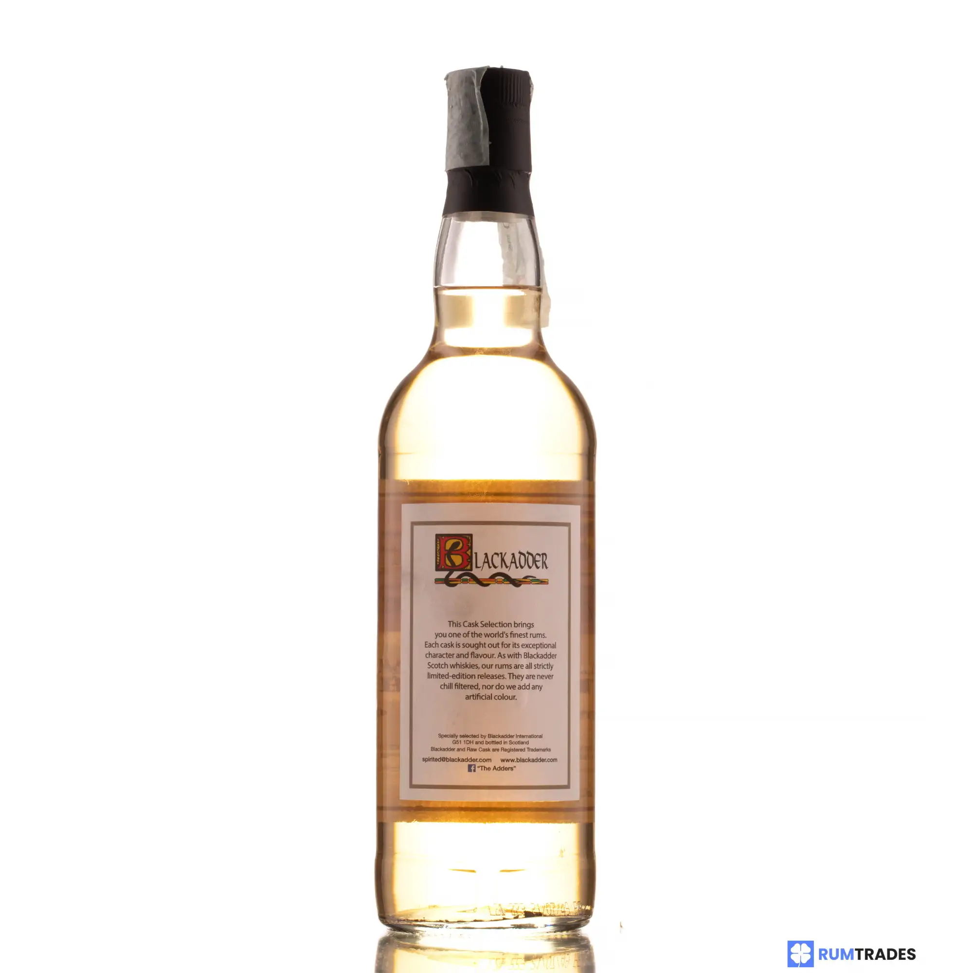 Hochauflösendes Bild von Blackadder Diamond Raw Cask Rum 2011