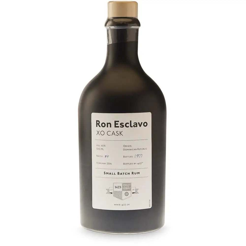 Bottle of Oliver & Oliver Ron Esclavo XO Cask 2016