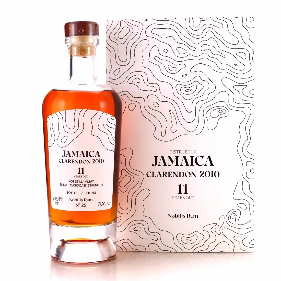 Bottle of Nobilis Clarendon No. 25 MMW 2010