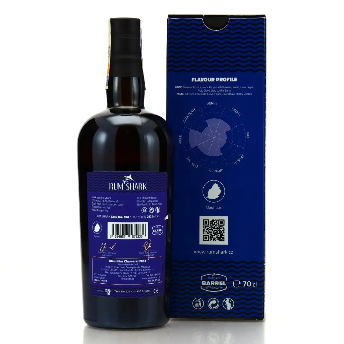 Hochauflösendes Bild von Rum Shark Chamarel Chamarel 2013