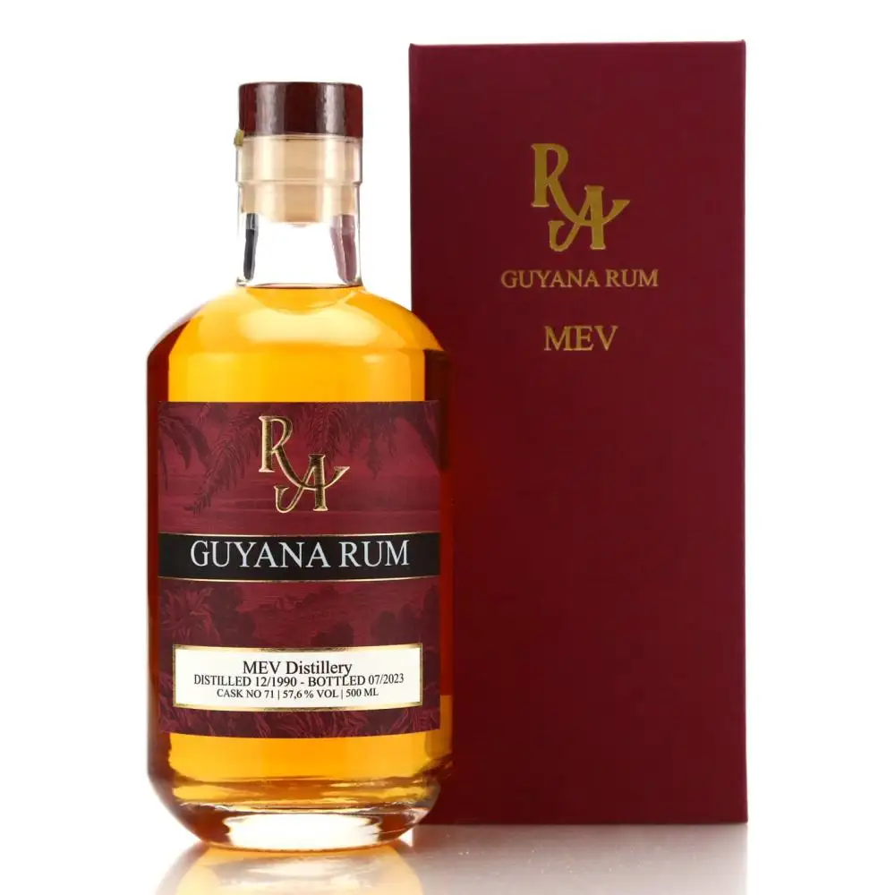 Bottle of Enmore RA Guyana Rum MEV 1990