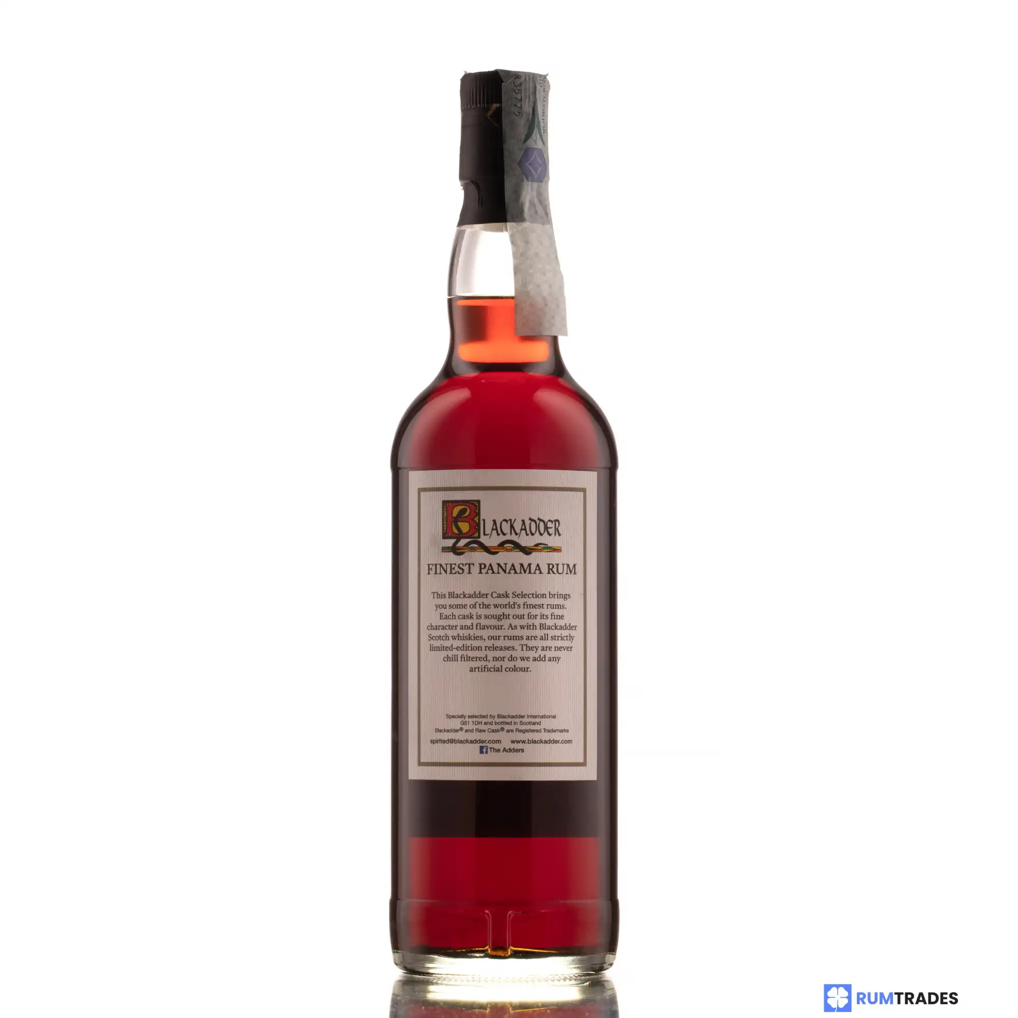 Hochauflösendes Bild von Blackadder Raw Cask Rum Finest Panama Rum 2005