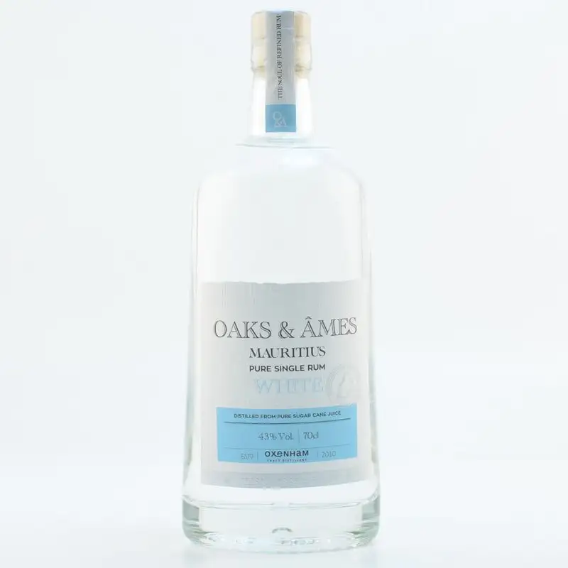 Bottle of Oxenham Craft Distillery Oaks & Âmes White 2010