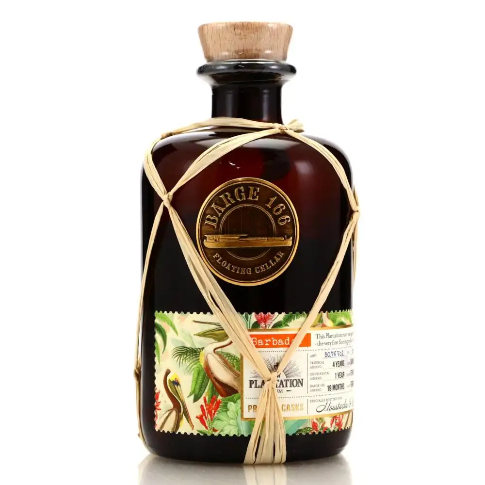Hochauflösendes Bild von Plantation Private Cask Barge 166 (Moustache & Maur) 2017