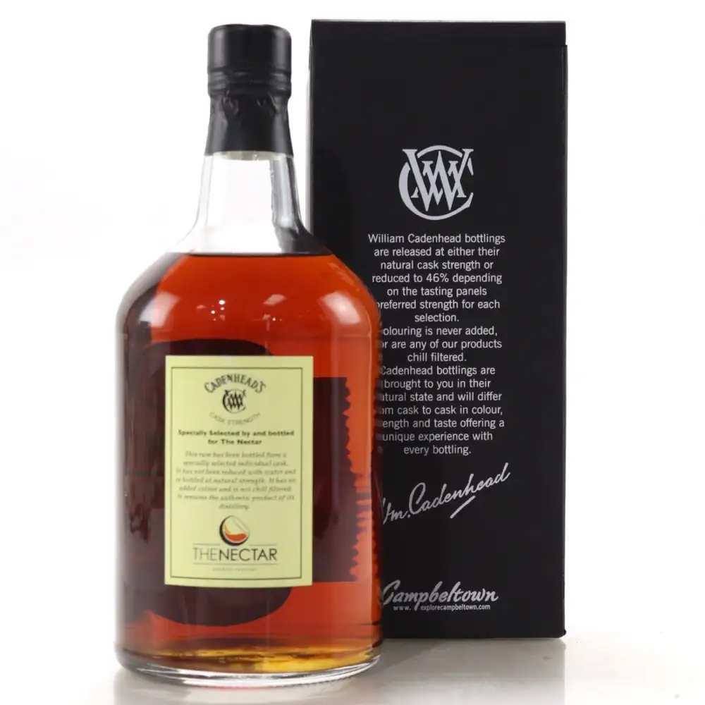 Hochauflösendes Bild von Cadenhead‘s Caroni TMCG (The Nectar) HTR 1998