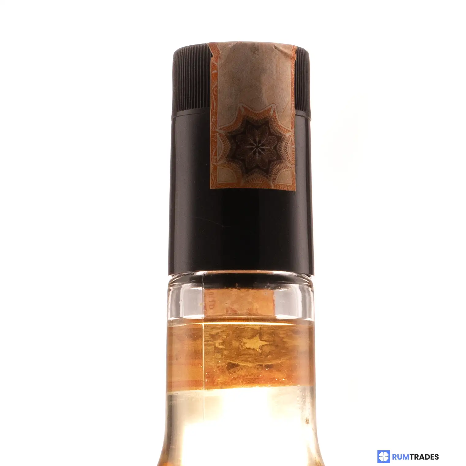 Hochauflösendes Bild von A.A. Baker &amp; Co. S.p.A. Jamaica Rum Full Flavour