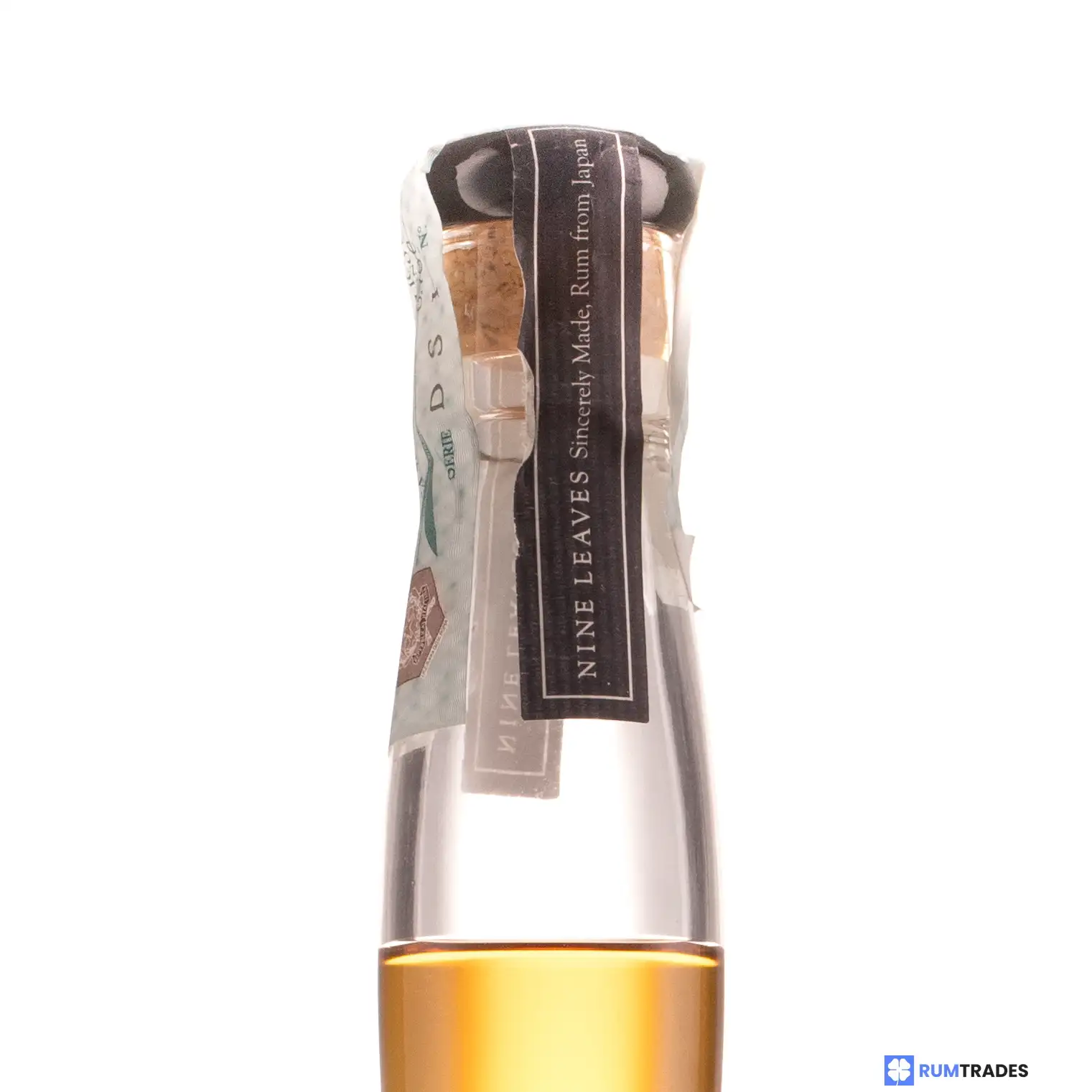 Hochauflösendes Bild von Nine Leaves Encrypted 2016