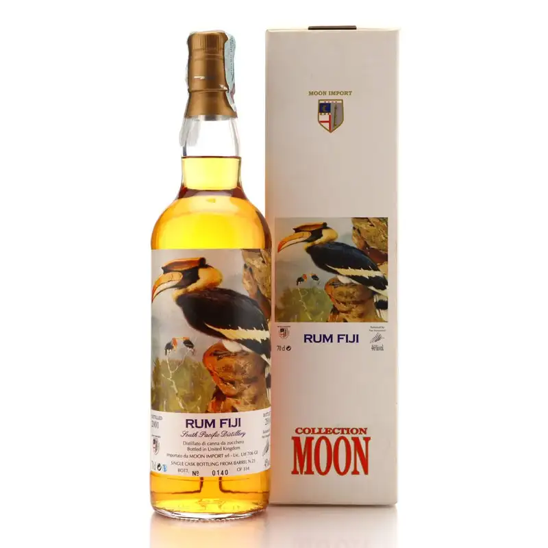 Hochauflösendes Bild von Moon Import South Pacific Rum Fiji 2001