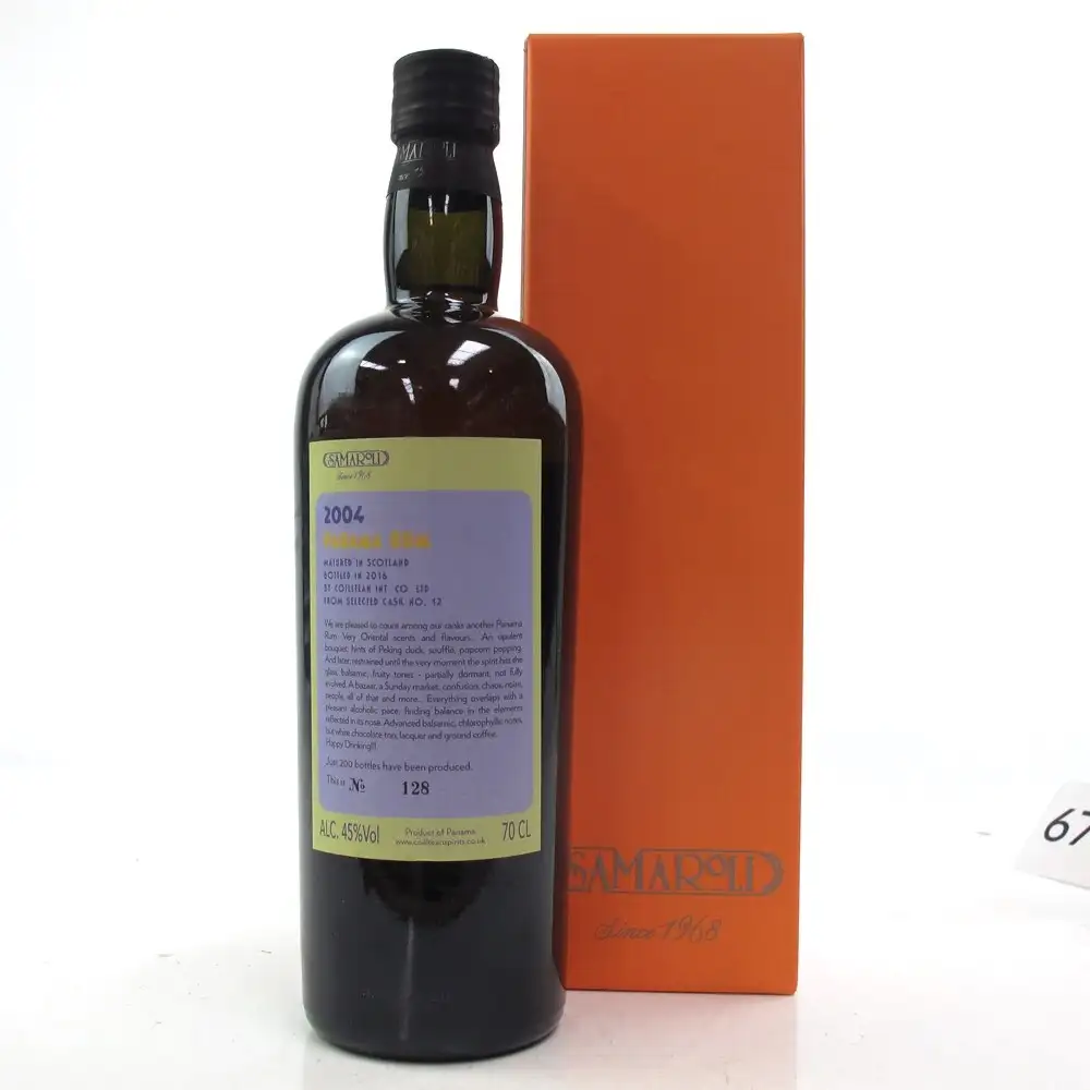 Hochauflösendes Bild von Samaroli Panama Rum 2004