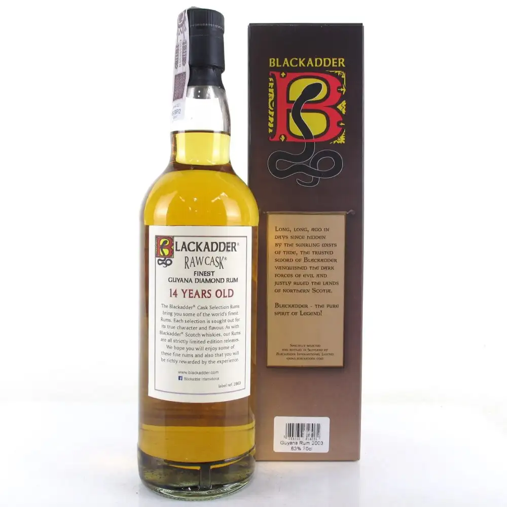 Hochauflösendes Bild von Blackadder Diamond Raw Cask Rum 2003