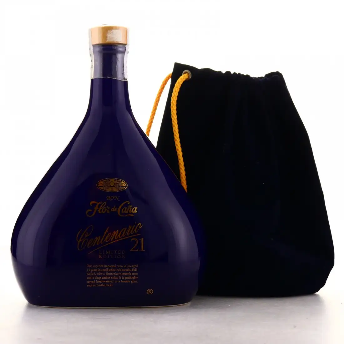 Hochauflösendes Bild von Flor de Caña Centenario 21 Limited Edition