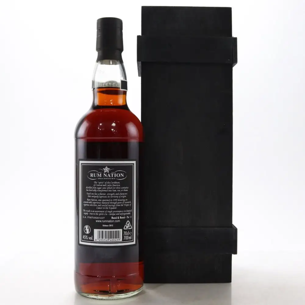 Hochauflösendes Bild von Rum Nation Port Mourant Demerara 1989