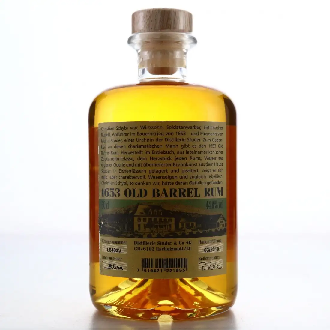 Hochauflösendes Bild von Studer Old Barrel Rum 1653