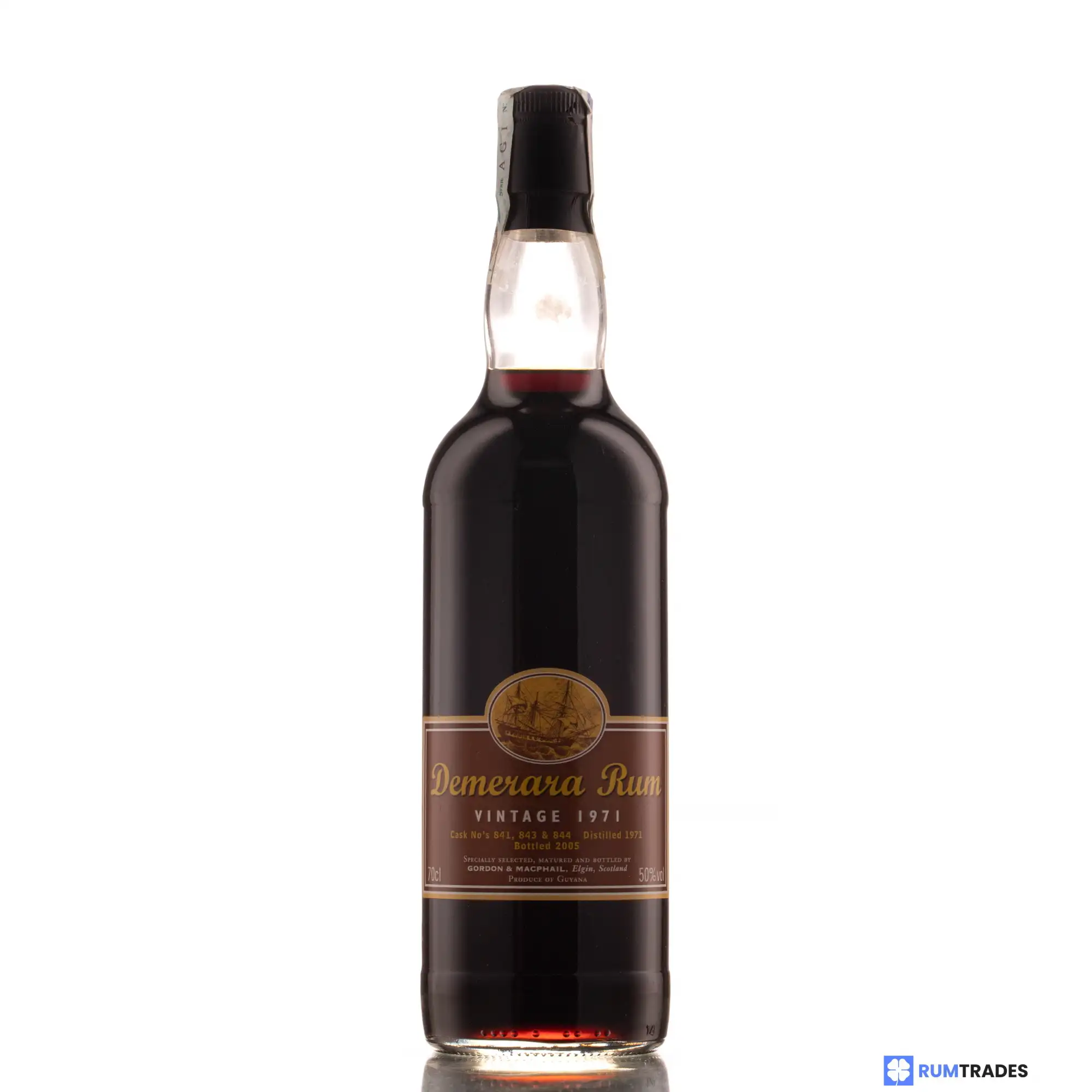 Hochauflösendes Bild von Gordon & MacPhail Demerara Rum 1971