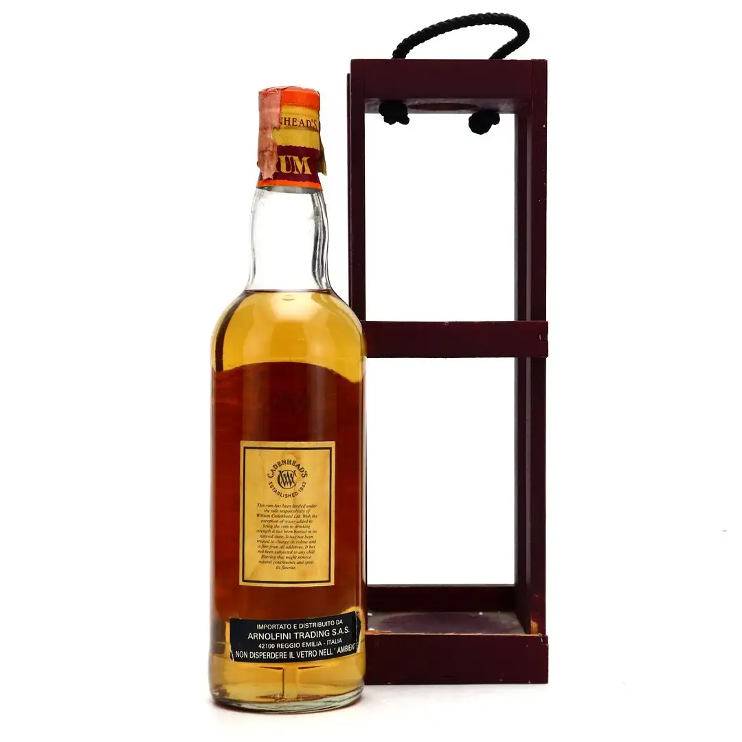 Hochauflösendes Bild von Cadenhead‘s Rockley Green Label 1986