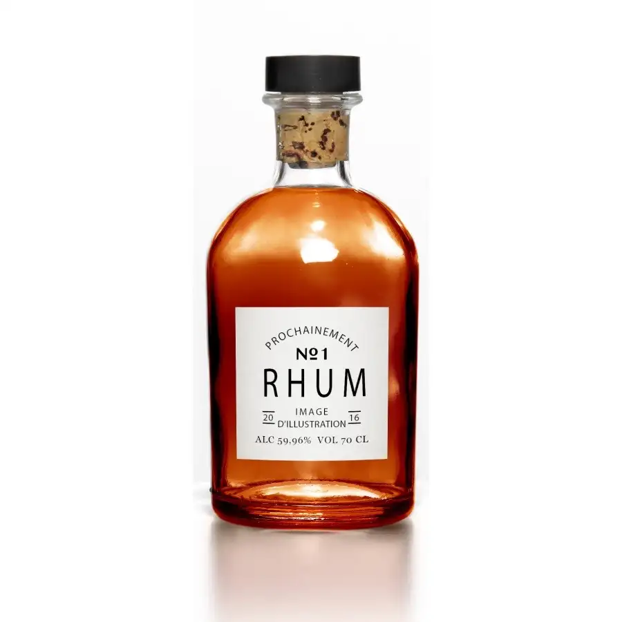 Hochauflösendes Bild von Rhum Transat Charbonnaud Millésime 2001