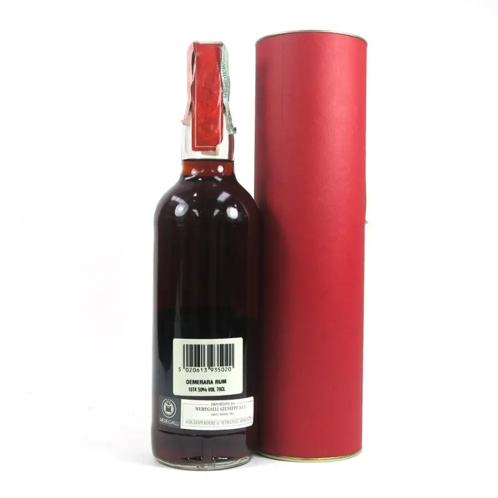 Hochauflösendes Bild von Gordon & MacPhail Demerara Rum 1974