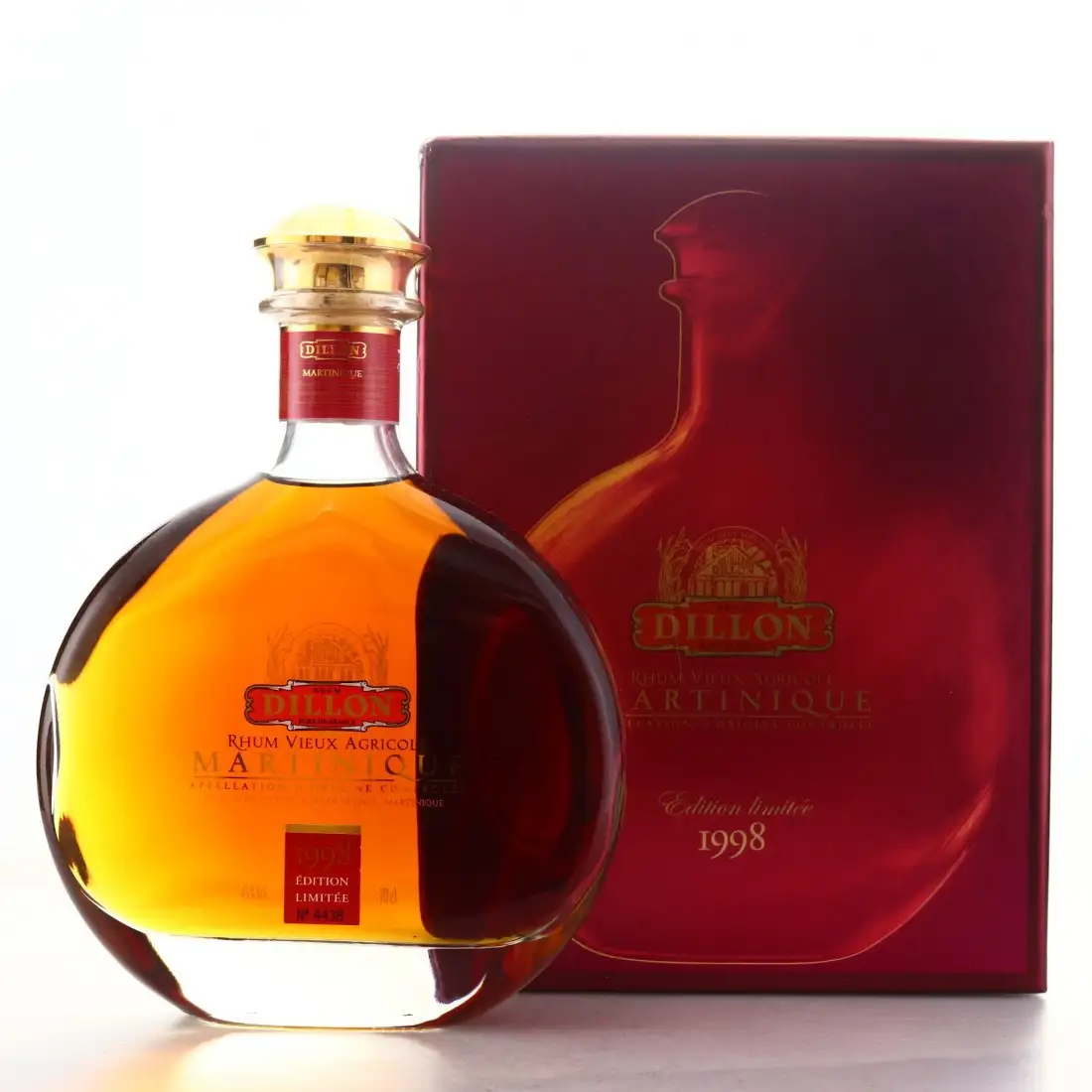 Bottle of Dillon Millésime 1998