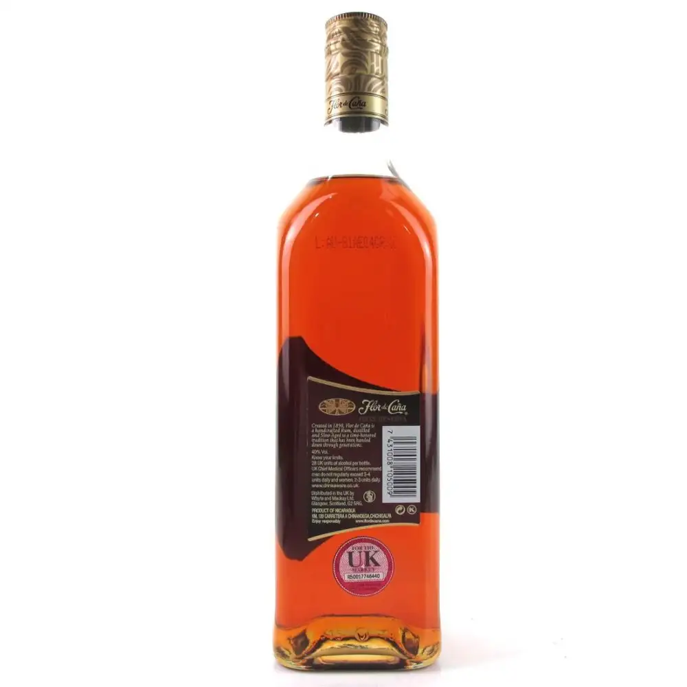 Hochauflösendes Bild von Flor de Caña 7 Años Gran Reserva