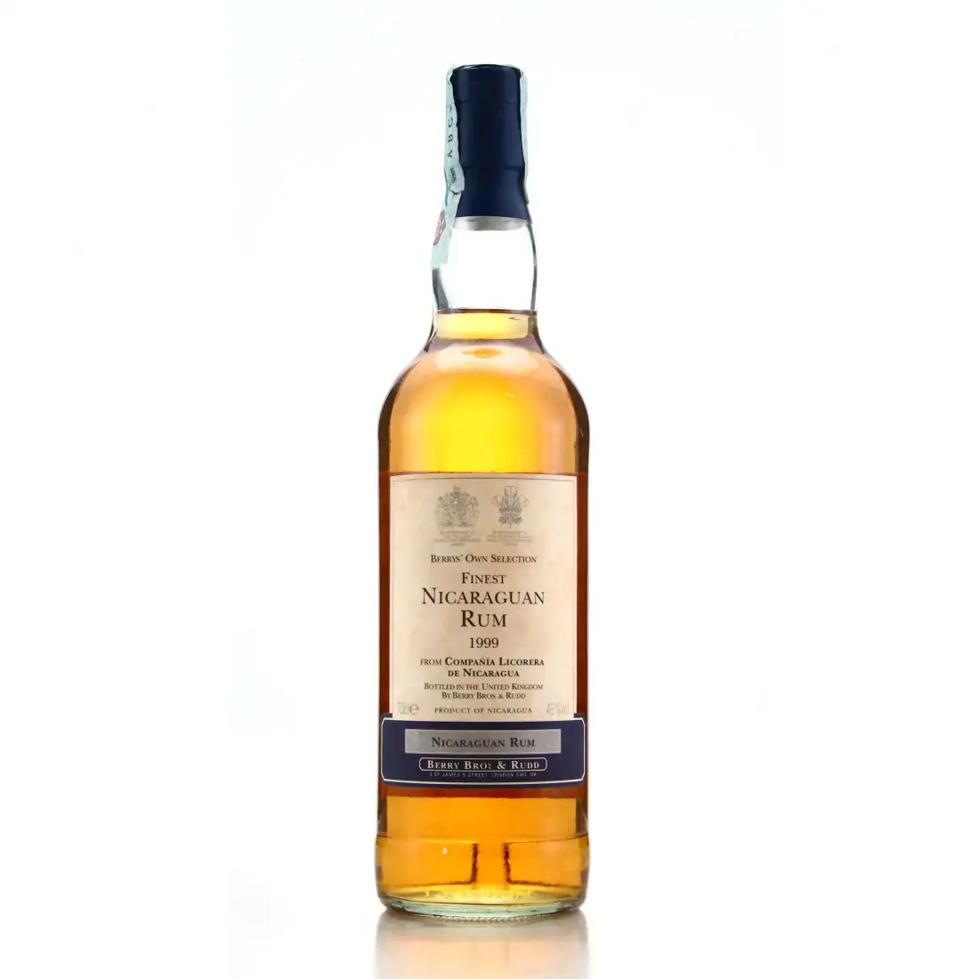 Hochauflösendes Bild von Berry Bros & Rudd Finest Nicaraguan Rum 1999