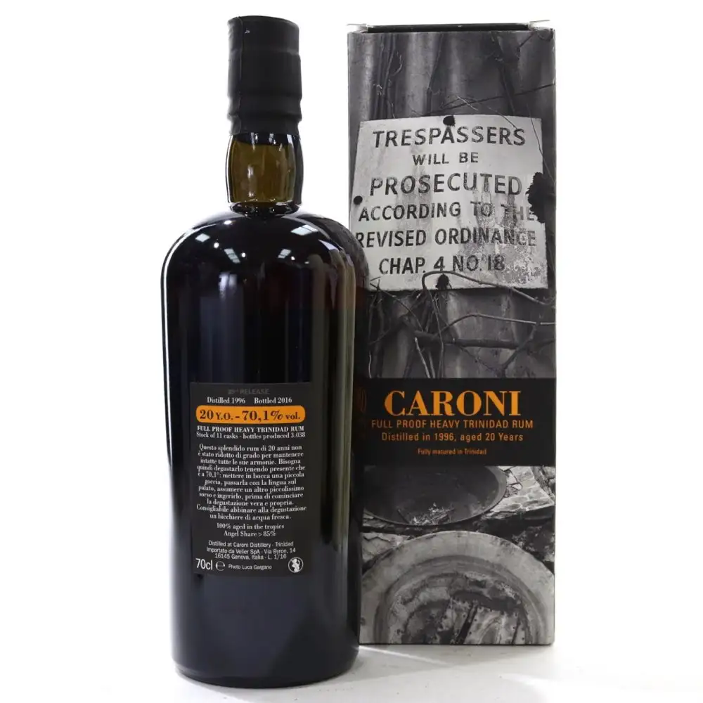 Hochauflösendes Bild von Velier Caroni 35th Release Heavy Trinidad Rum (Trespassers) HTR 1996