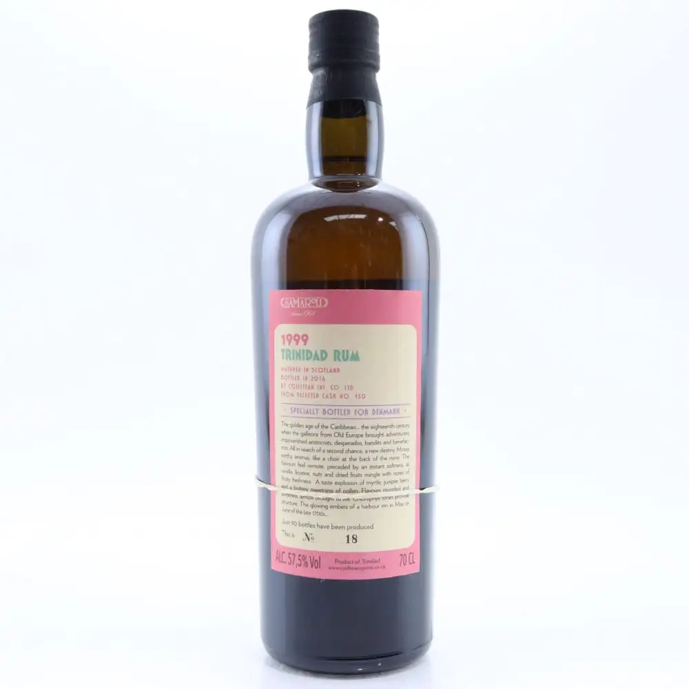 Hochauflösendes Bild von Samaroli Trinidad Rum 1999