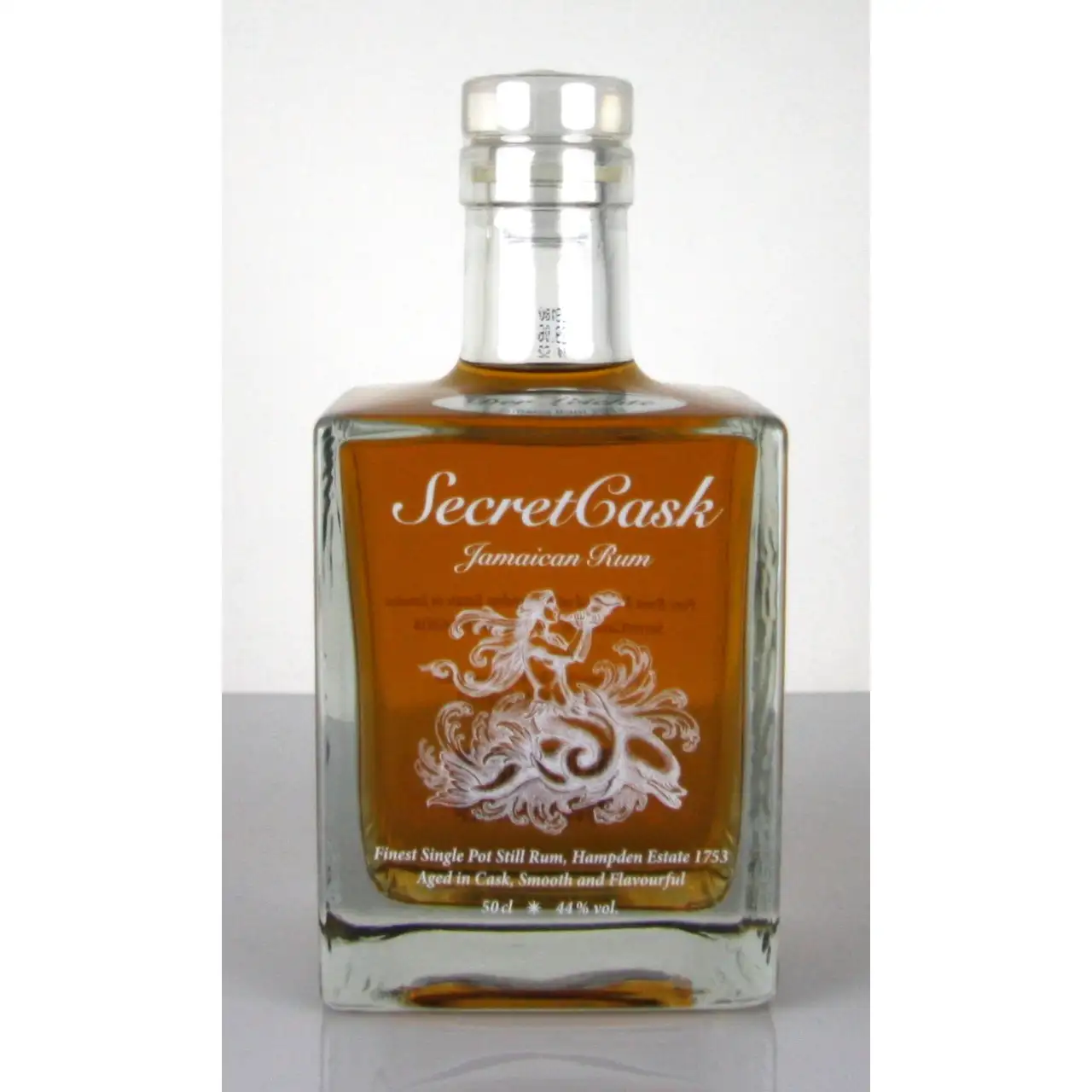 Bottle of Secret Cask Hampden Jamaican Rum (Der Leichte) 2014