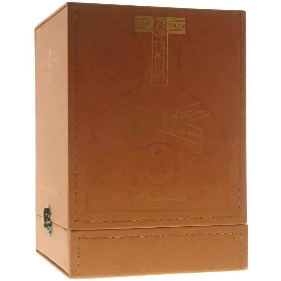 Hochauflösendes Bild von Bacardi Facundo Paraiso