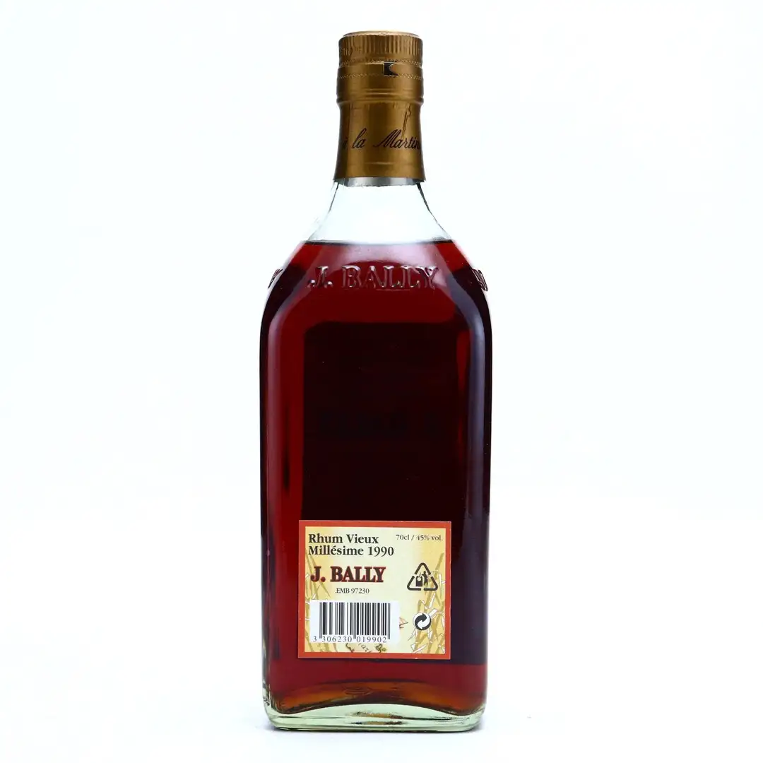 Hochauflösendes Bild von Saint James J. Bally Millésime 1990