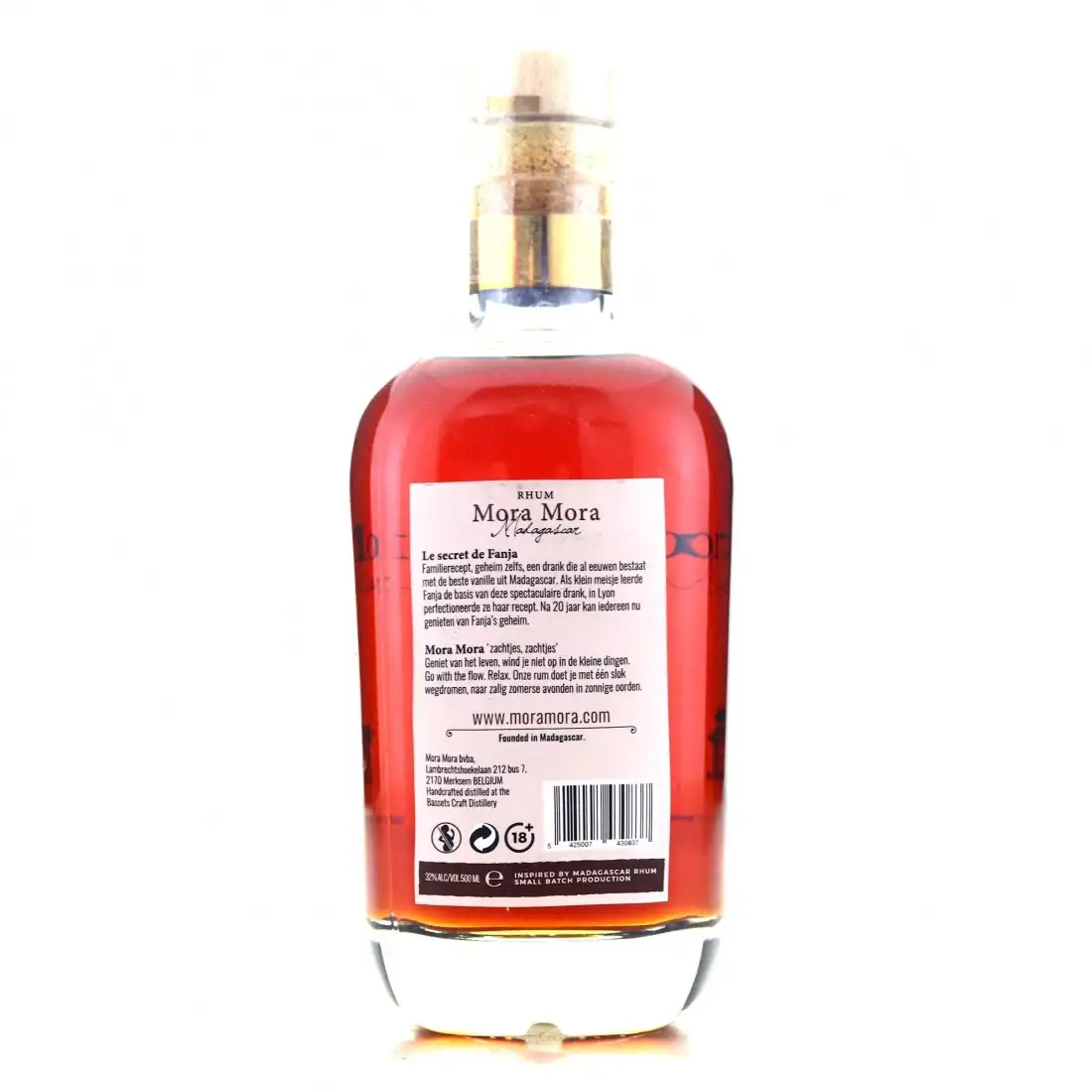 Hochauflösendes Bild von Mora Mora Rhum Mora Mora Madagascar