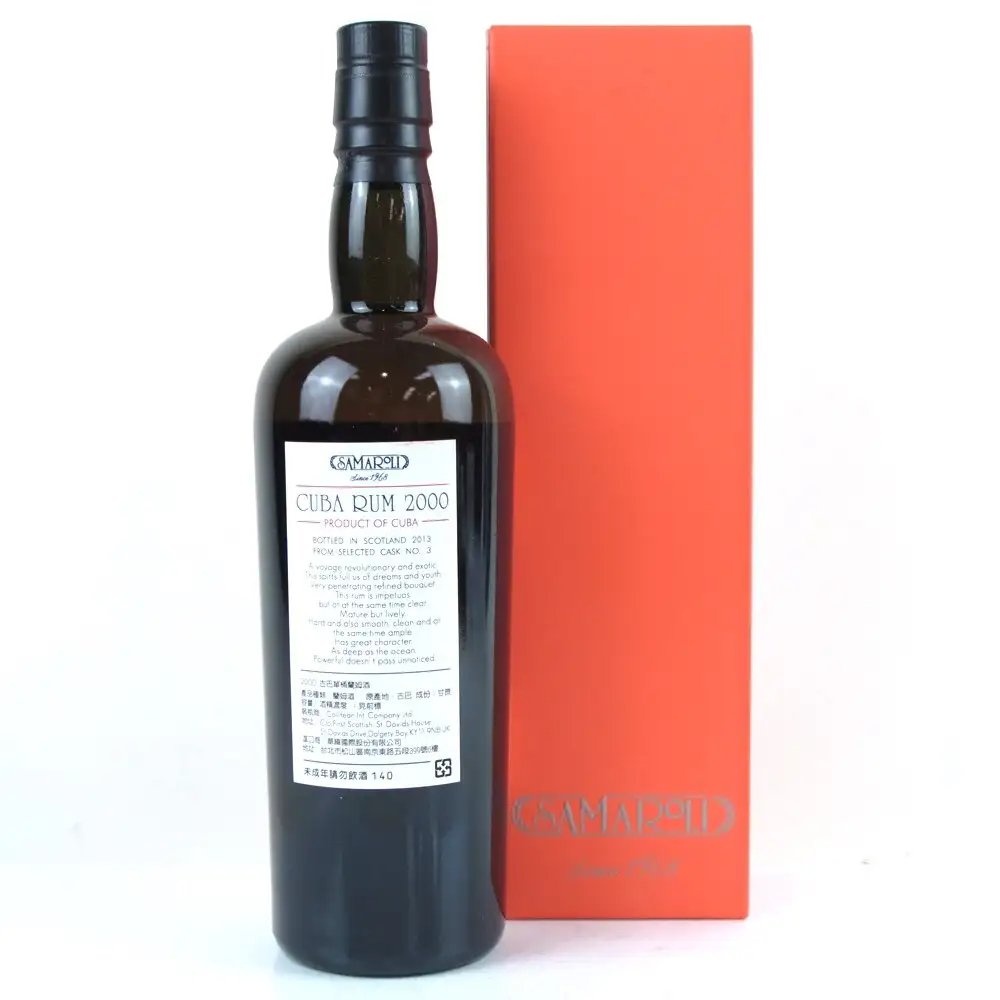 Hochauflösendes Bild von Samaroli Sancti Spiritus Cuba Rum 2000