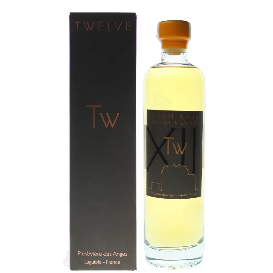 Hochauflösendes Bild von Twelve Whisky d’Aubrac Hampden Jamaica - Pedro Ximenez Finish