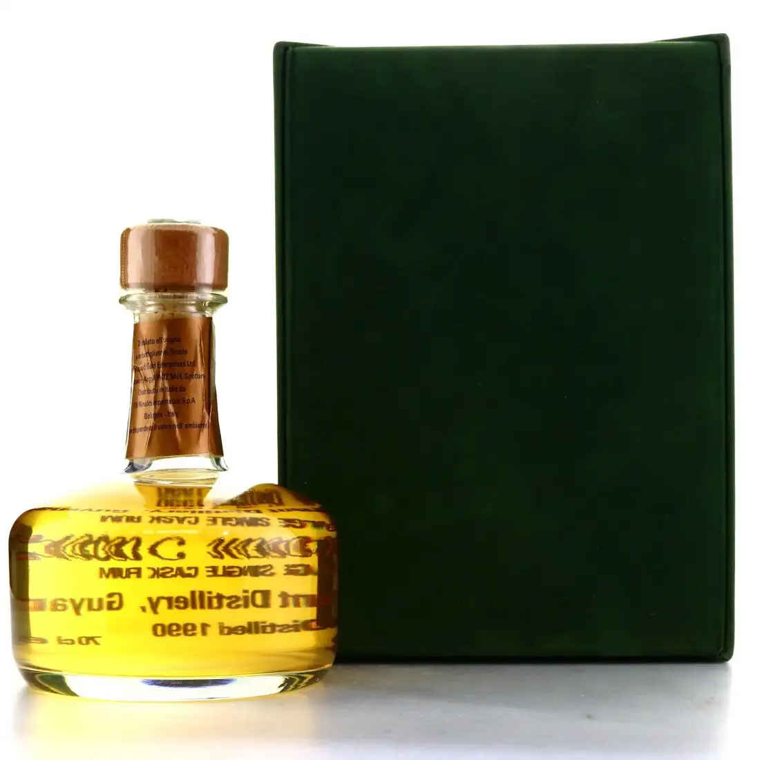 Hochauflösendes Bild von Liquid Gold Port Mourant Caribbean Reserve 1990