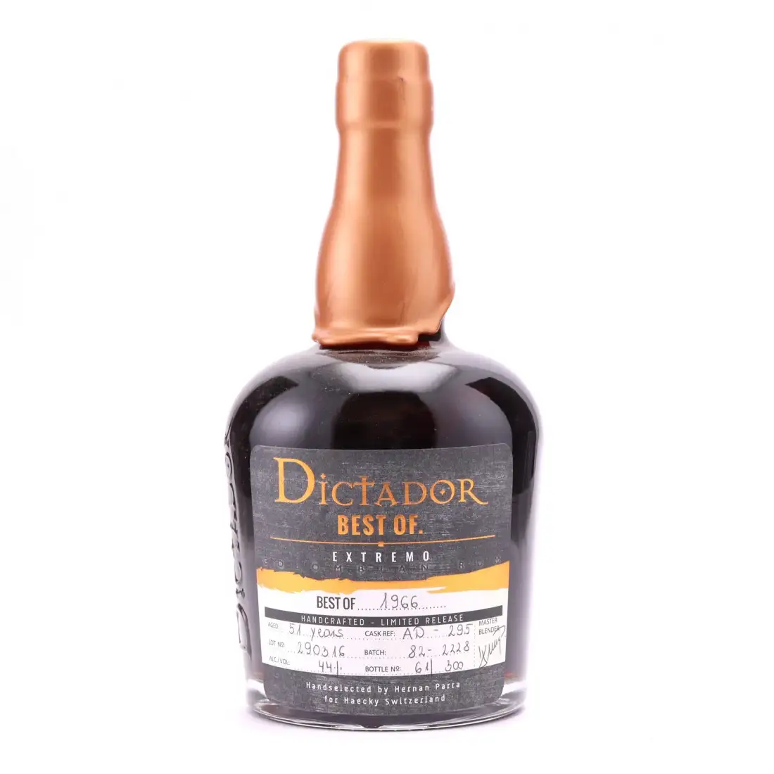 Bottle of Dictador Best of Extremo 1966