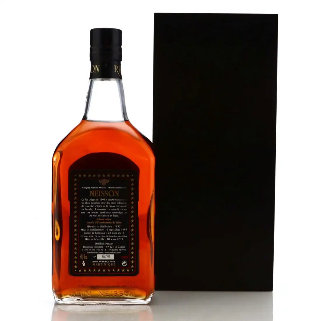 Hochauflösendes Bild von Velier Neisson Joint Bottling / 70th Anniversary 1997