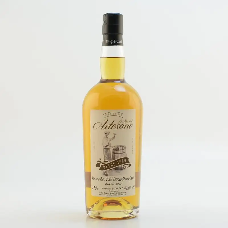 Hochauflösendes Bild von El Ron del Artesano Panama Rum Oloroso Sherry Cask 2007