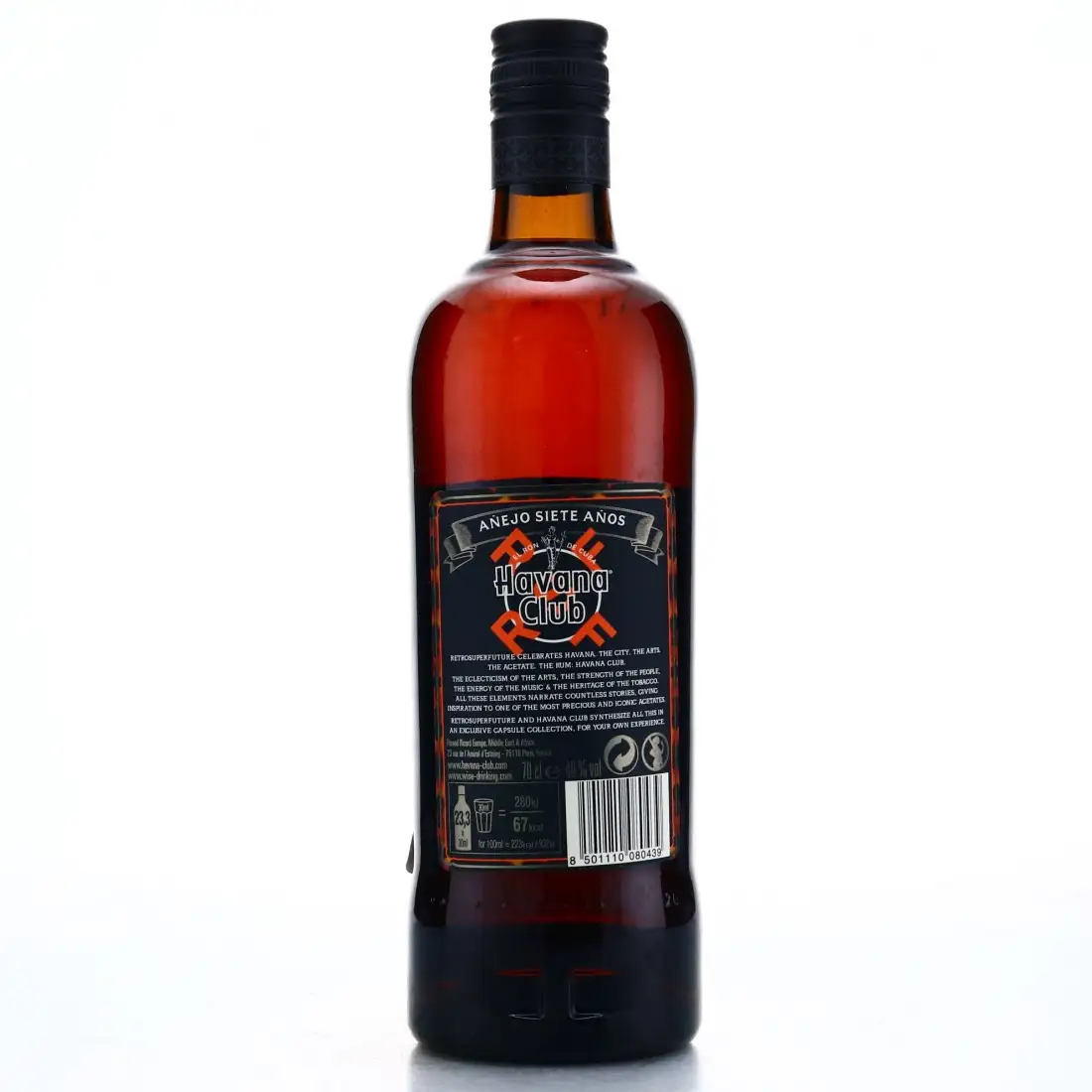 Hochauflösendes Bild von Havana Club 7 Años Retrosuperfuture