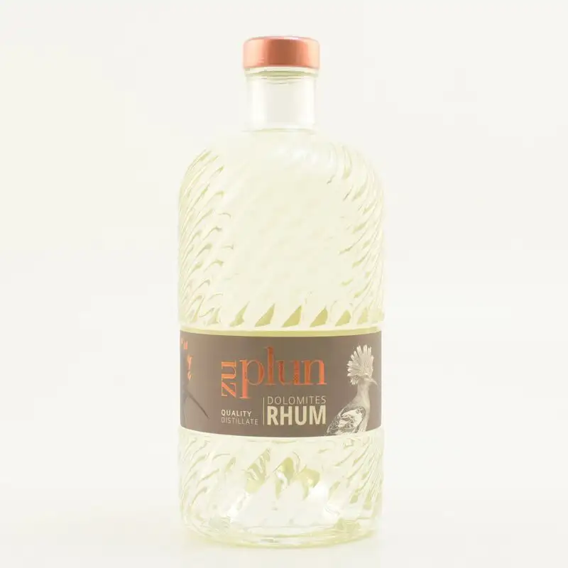 Bottle of Zu Plun Dolomites Rhum Quality