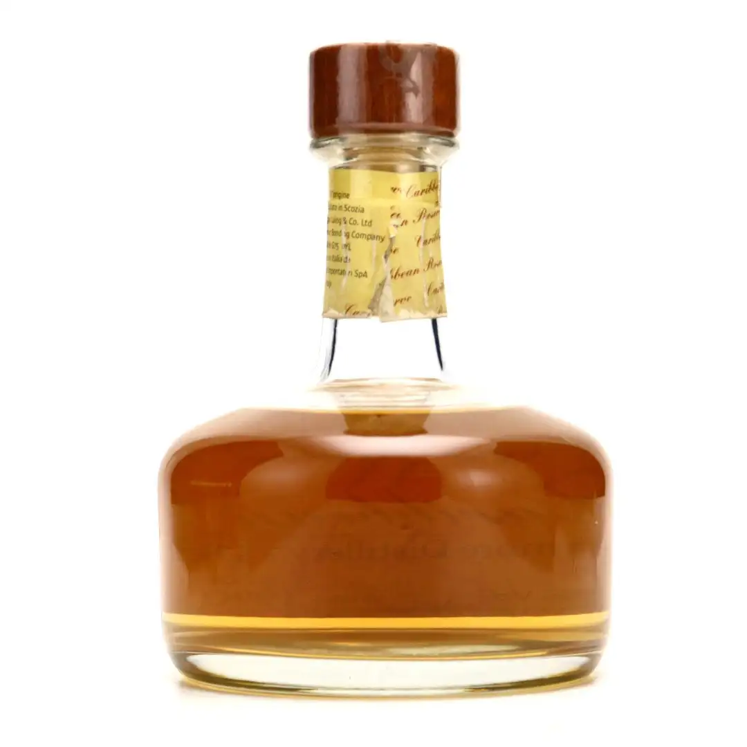 Hochauflösendes Bild von Liquid Gold Enmore Caribbean Reserve 1990