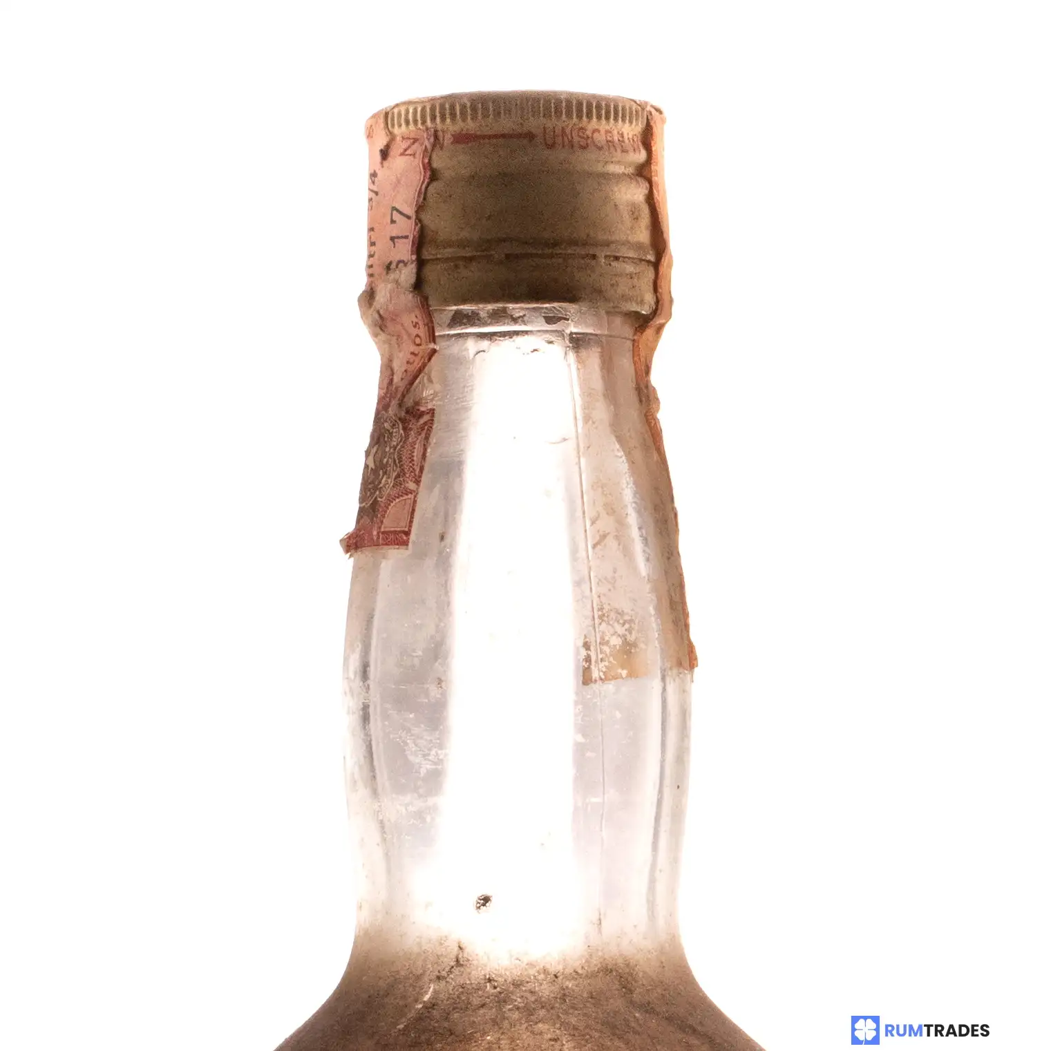 Hochauflösendes Bild von DDL King of Diamonds Demerara Rum Fruit Cured 1957