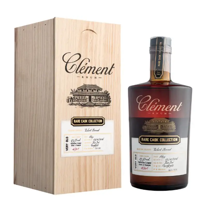 Bottle of Clément Rare Cask Collection Robert Peronet 2016